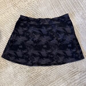 Black Camouflage Women's Athletic Skirt